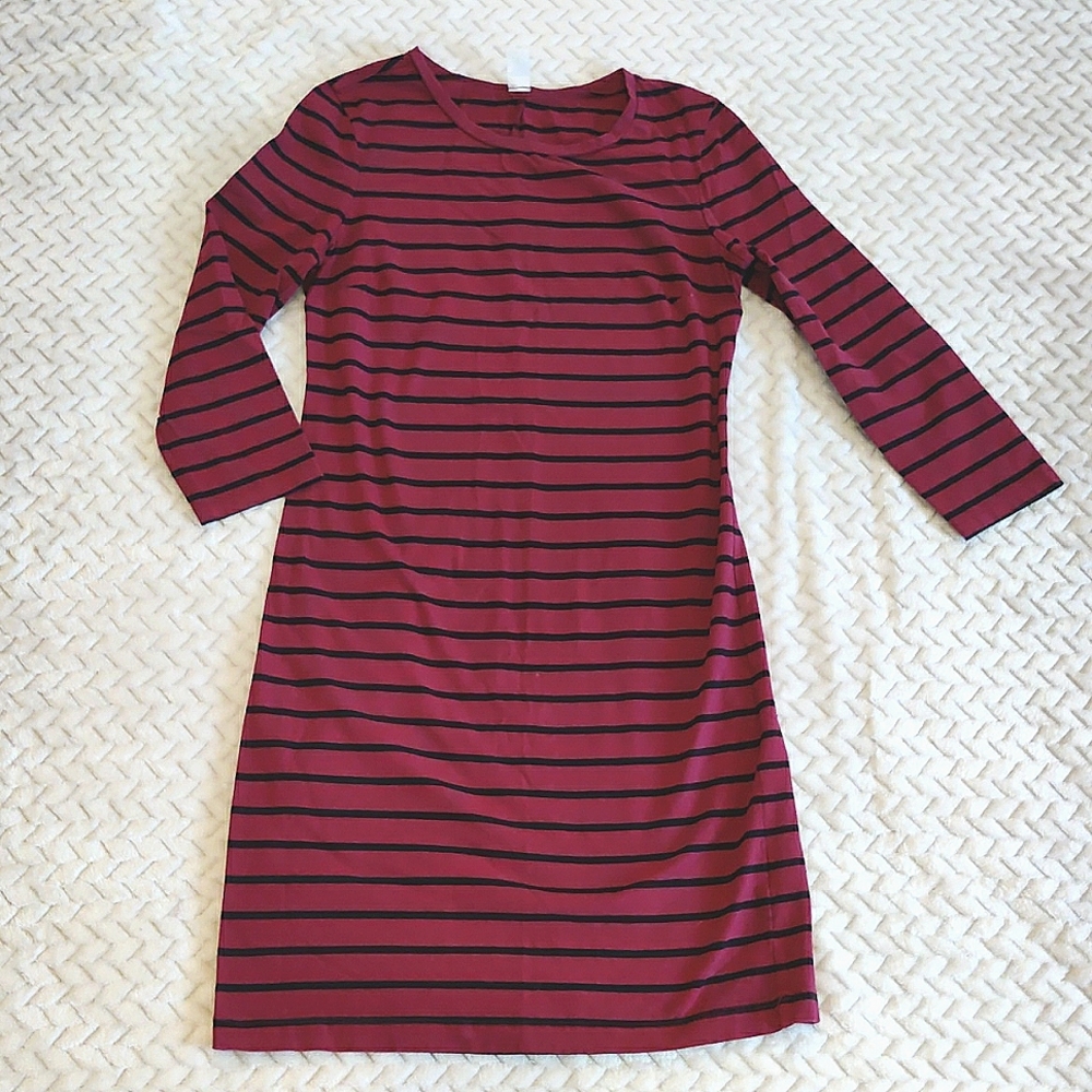 Old Navy 3/4 Sleeves Stripes Jersey Dress